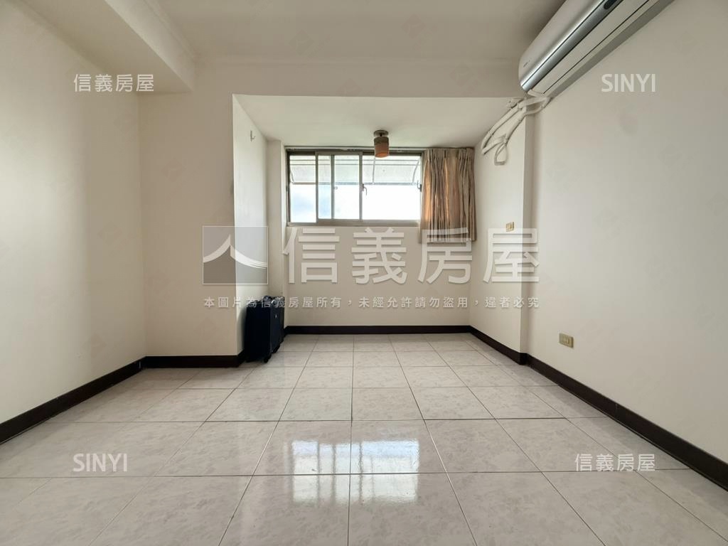 心中市面後棟電梯三房房屋室內格局與周邊環境