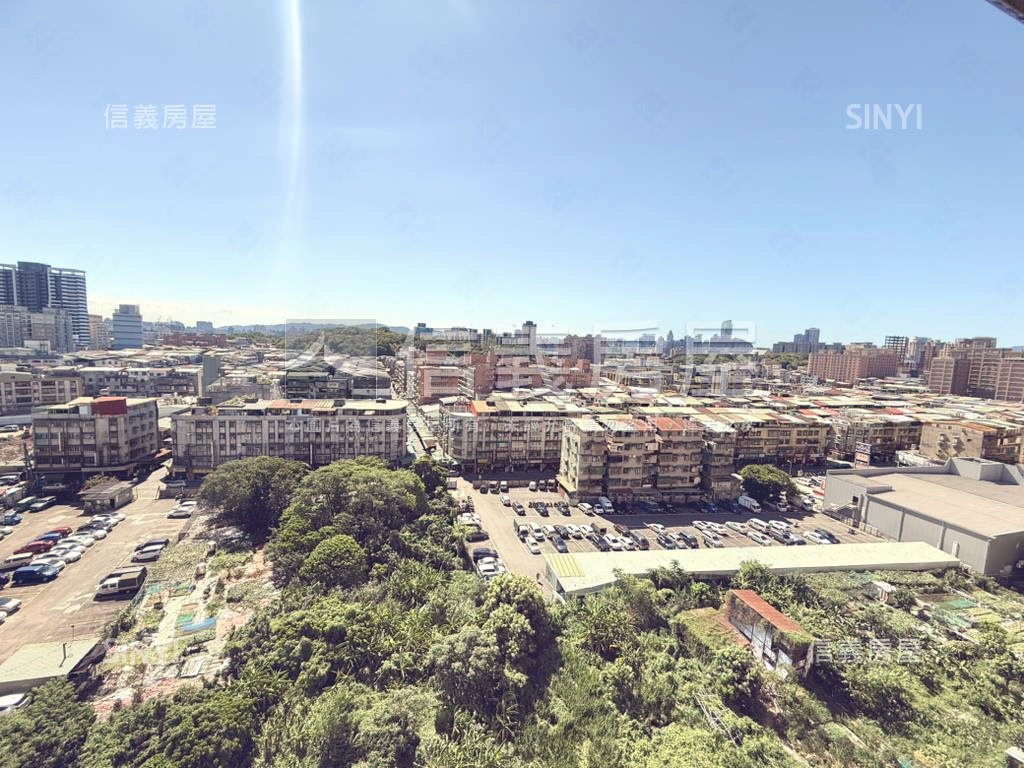 心中市面後棟電梯三房房屋室內格局與周邊環境
