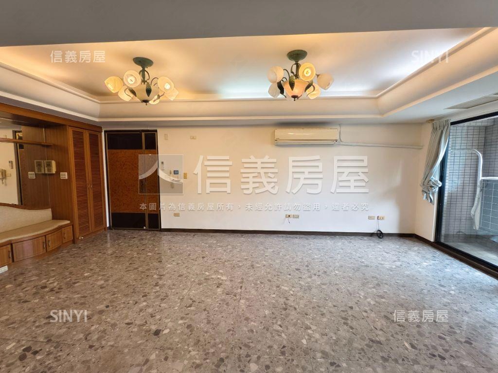 廣三帝王天廈３＋１房平車房屋室內格局與周邊環境