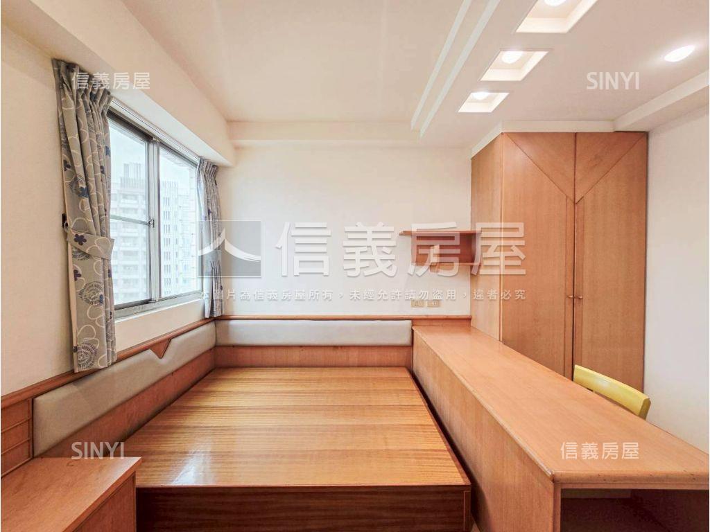 太子哈佛採光三房平車房屋室內格局與周邊環境