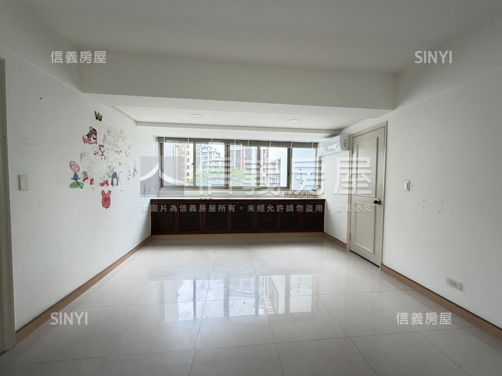舉止不凡高蒂大廈房屋室內格局與周邊環境