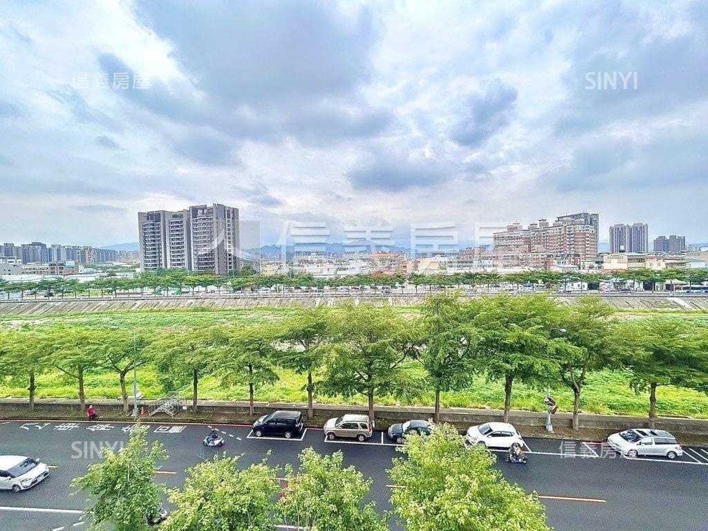 大河戀樹海河景邊間採光宅房屋室內格局與周邊環境