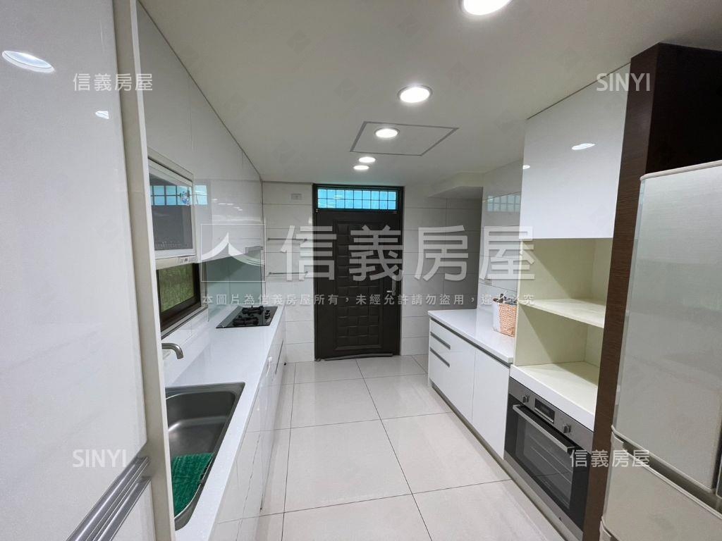 至善隱逸私藏電梯別墅房屋室內格局與周邊環境