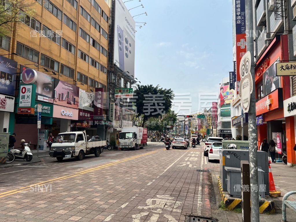 逢甲大學門口黃金透店房屋室內格局與周邊環境