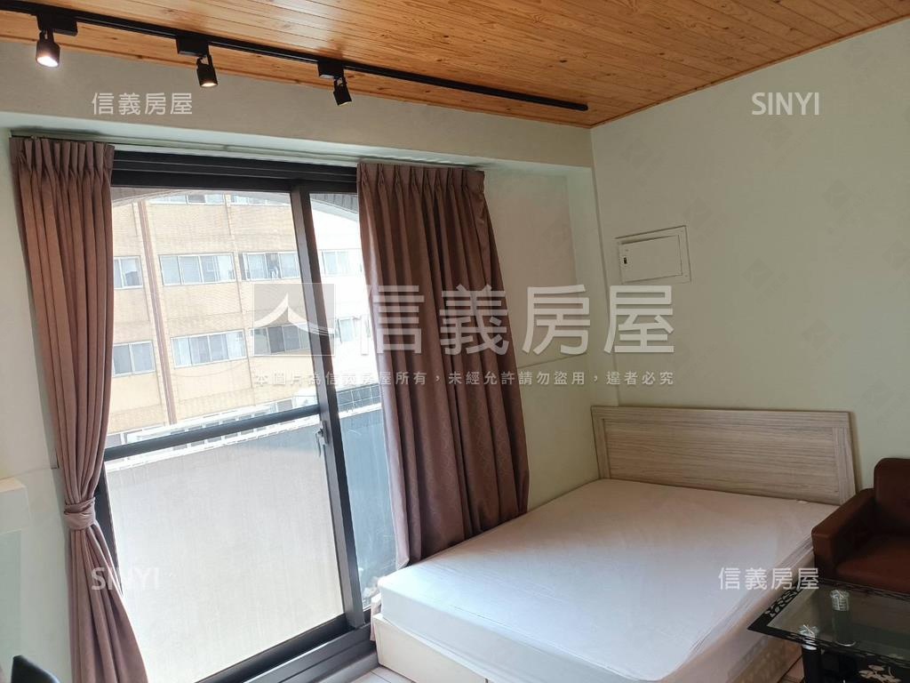 逢甲大學門口黃金透店房屋室內格局與周邊環境