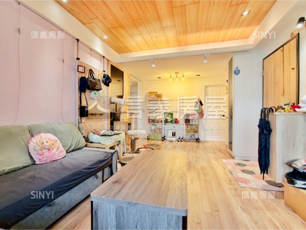 新莊街美３房附車位房屋室內格局與周邊環境