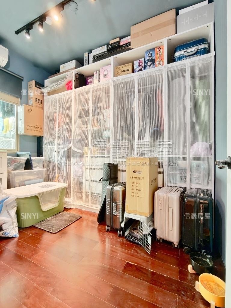 新莊街美３房附車位房屋室內格局與周邊環境