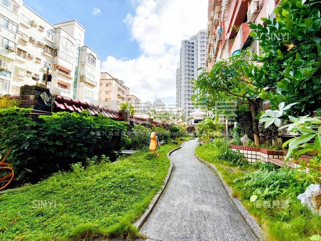 新莊街美３房附車位房屋室內格局與周邊環境