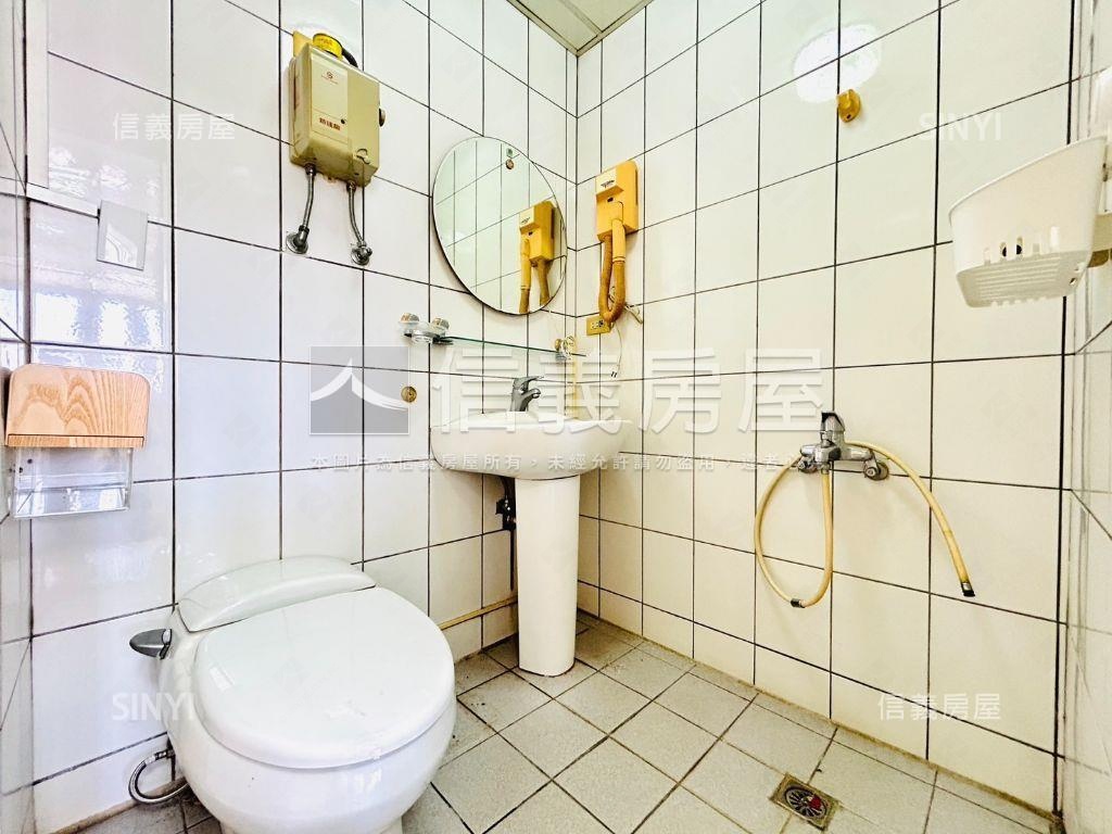 民生霸氣遼闊後棟好宅房屋室內格局與周邊環境