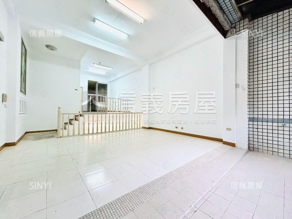 清靜隱居華廈房屋室內格局與周邊環境