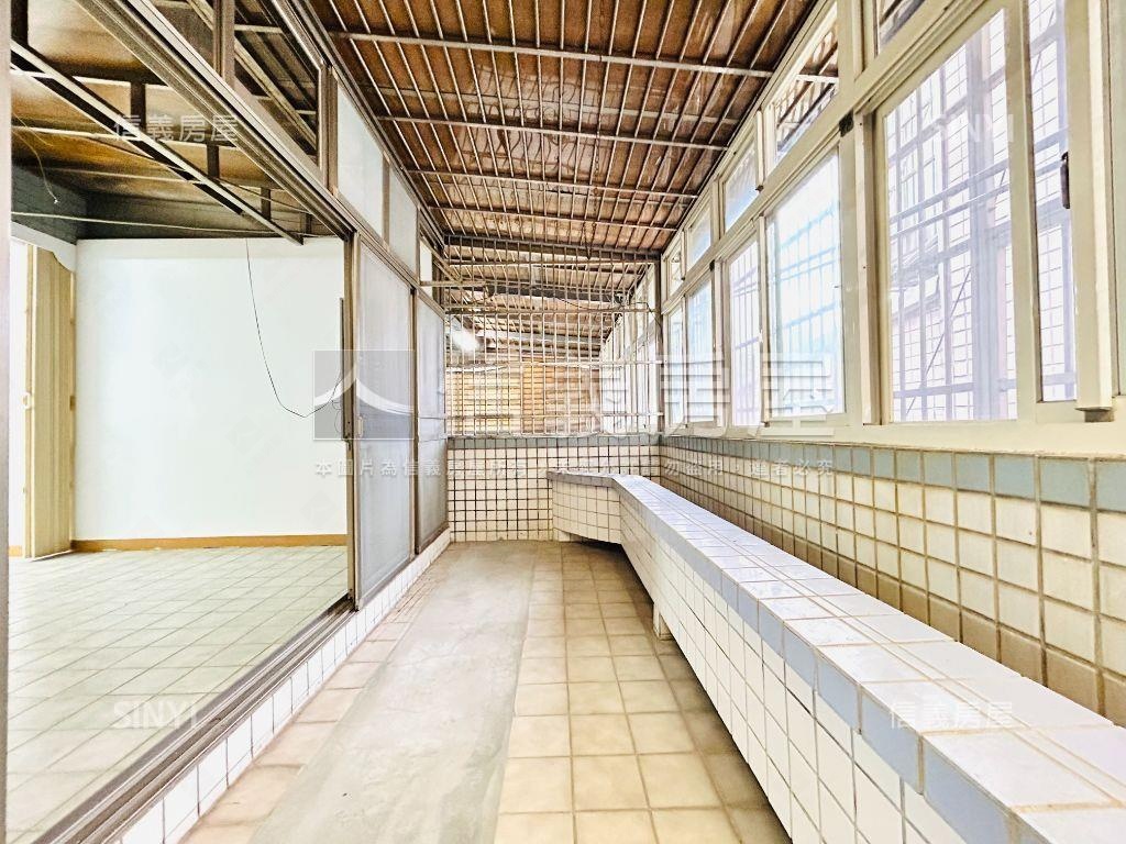 清靜隱居華廈房屋室內格局與周邊環境