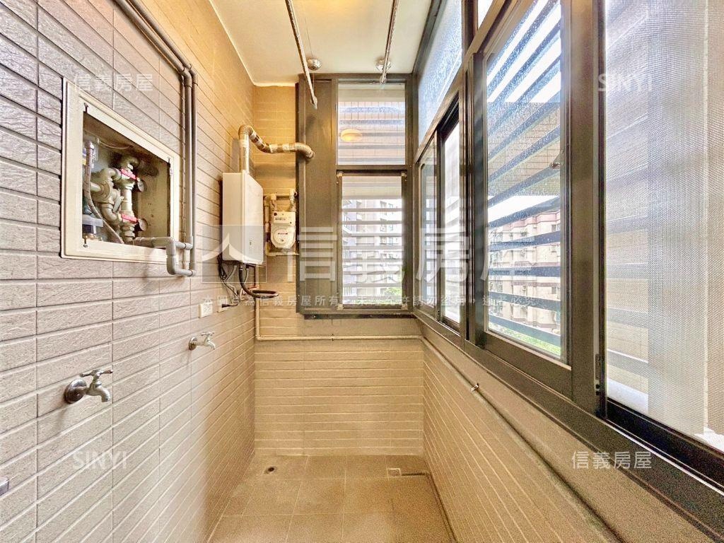 關埔二期旁大兩房坡平車位房屋室內格局與周邊環境