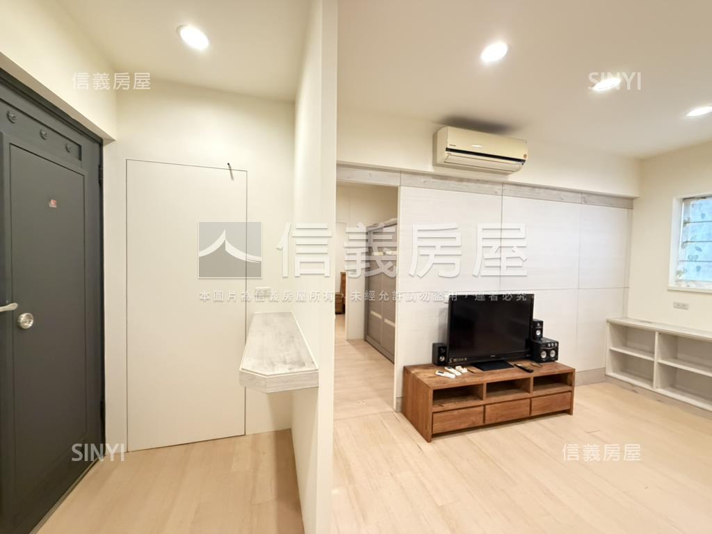 大觀園電梯三房頂樓大空間房屋室內格局與周邊環境