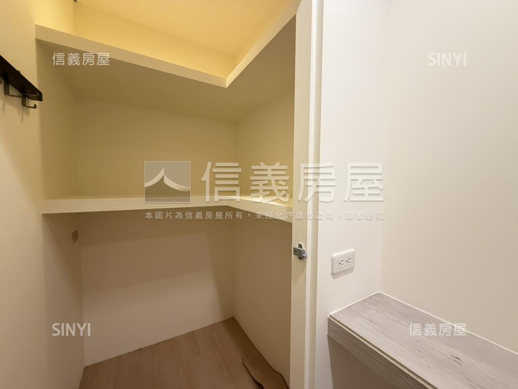 大觀園電梯三房頂樓大空間房屋室內格局與周邊環境