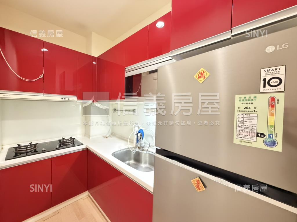 大觀園電梯三房頂樓大空間房屋室內格局與周邊環境