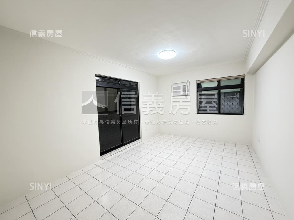 大觀園電梯三房頂樓大空間房屋室內格局與周邊環境