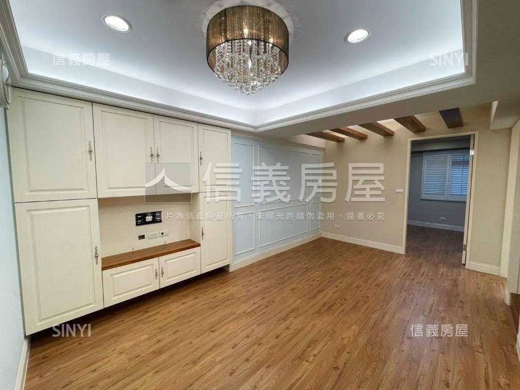 重陽富貴雅緻三房坡平車位房屋室內格局與周邊環境