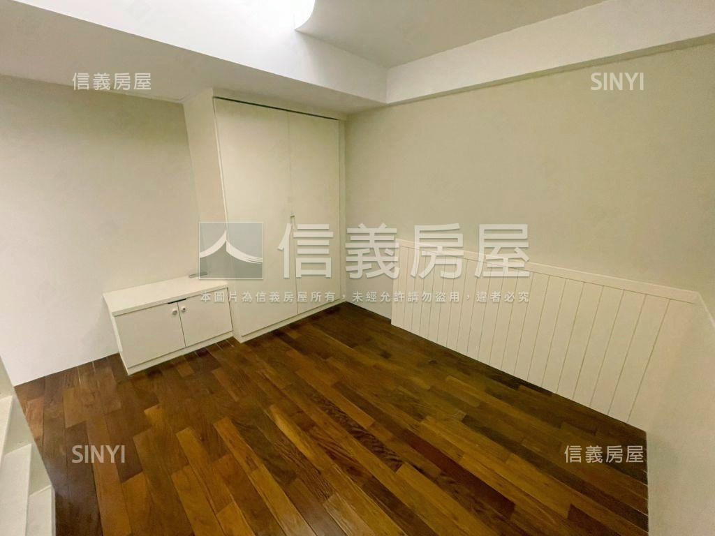 重陽富貴雅緻三房坡平車位房屋室內格局與周邊環境