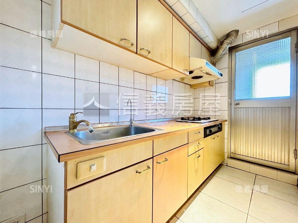 帥！降價凡爾賽兩房心動價房屋室內格局與周邊環境