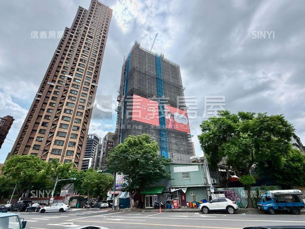 預售）新美齊河景次頂樓房屋室內格局與周邊環境