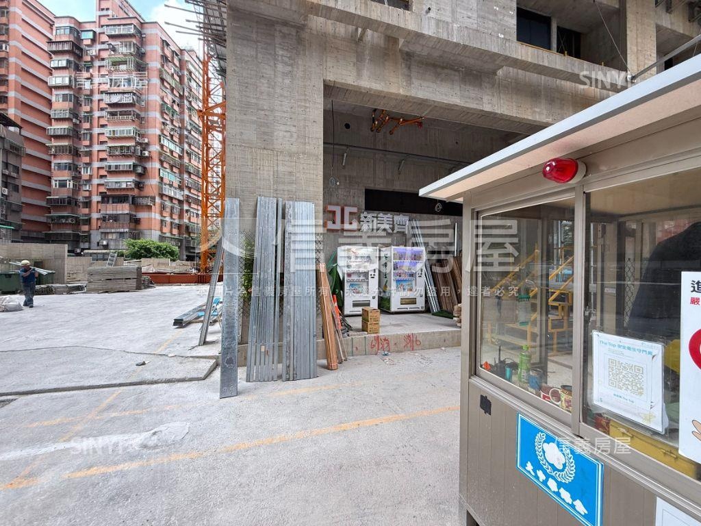 預售）新美齊河景次頂樓房屋室內格局與周邊環境