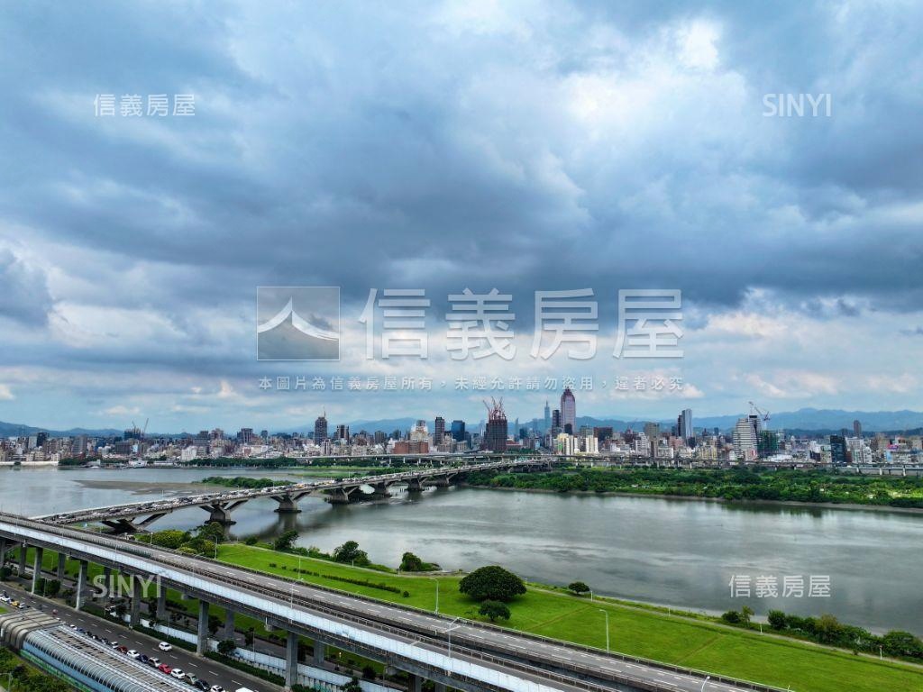 預售）新美齊河景次頂樓房屋室內格局與周邊環境
