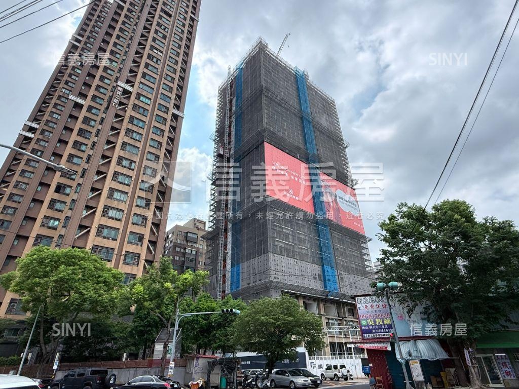 預售）新美齊河景次頂樓房屋室內格局與周邊環境