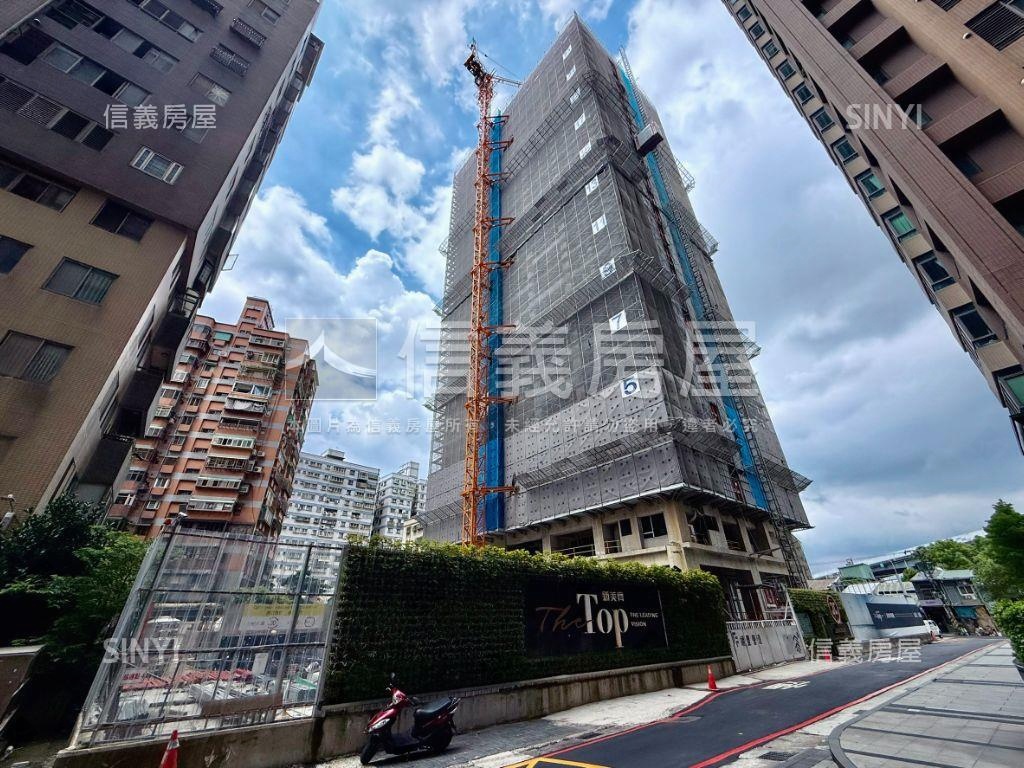 預售）新美齊河景次頂樓房屋室內格局與周邊環境