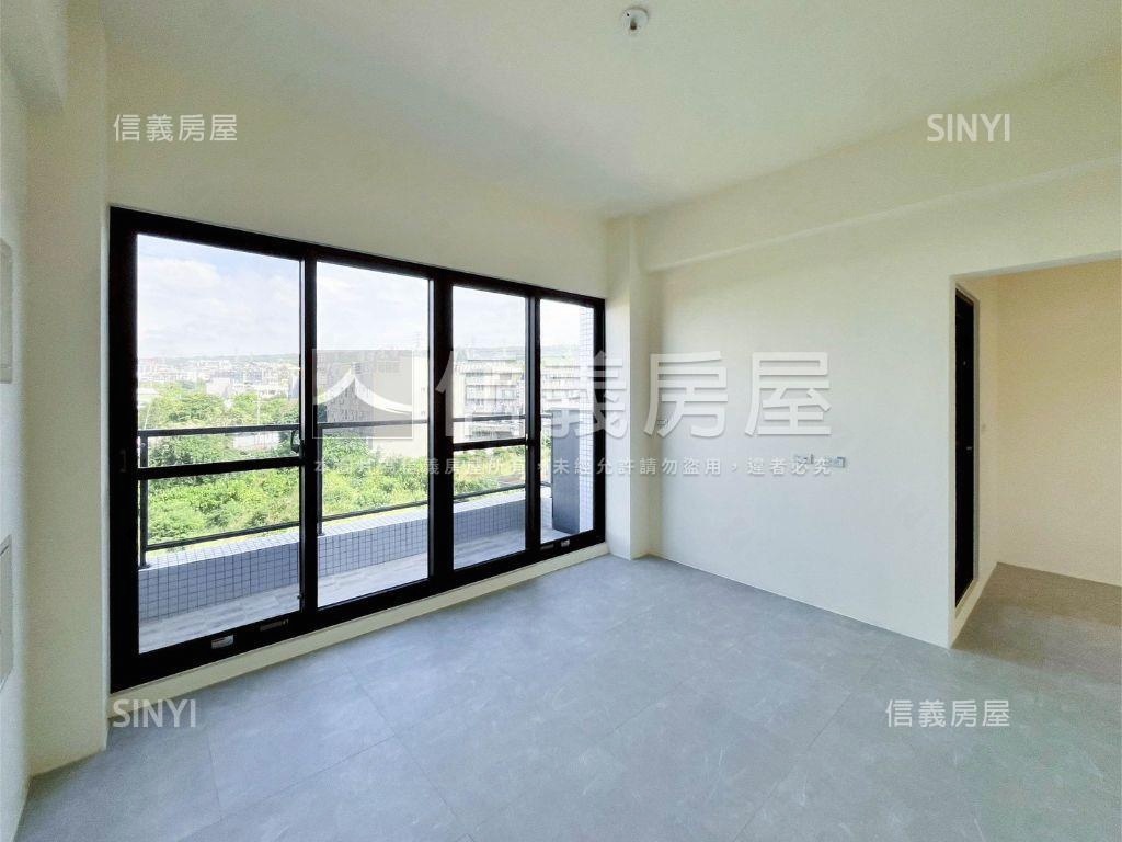 全新別墅前院停車房屋室內格局與周邊環境