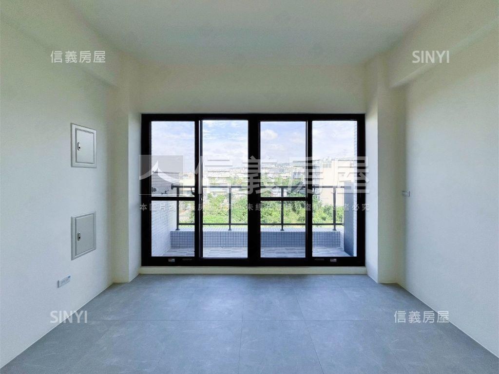 全新別墅前院停車房屋室內格局與周邊環境