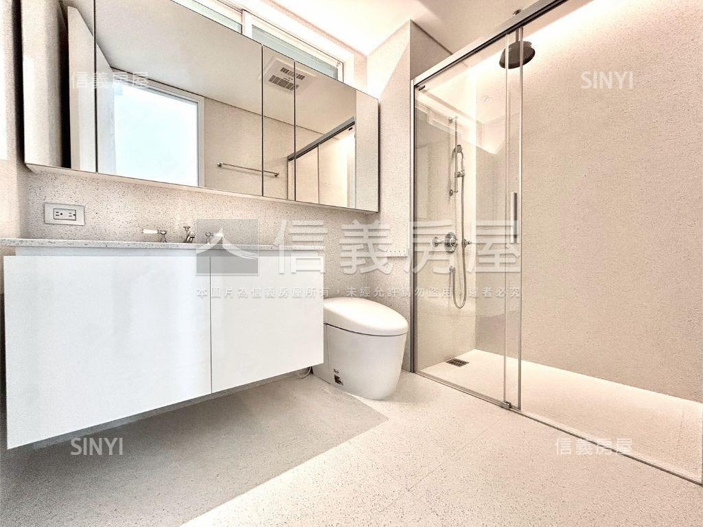 理仁柏舍信義獨賣１８Ｄ房屋室內格局與周邊環境