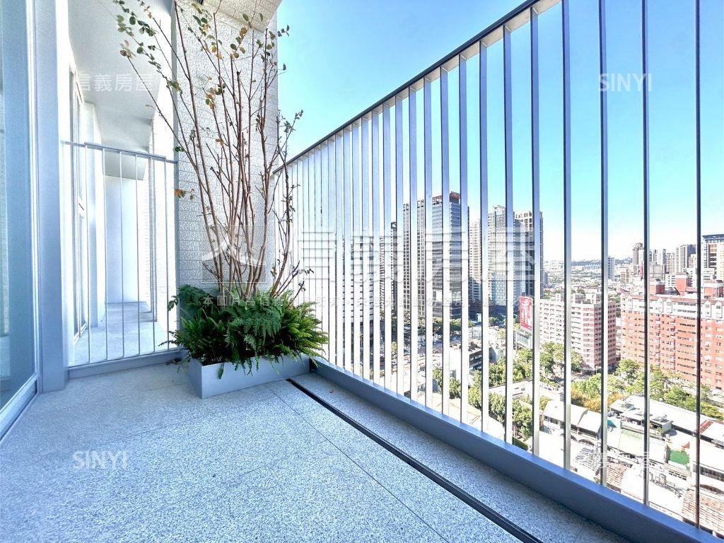 理仁柏舍信義獨賣１８Ｄ房屋室內格局與周邊環境