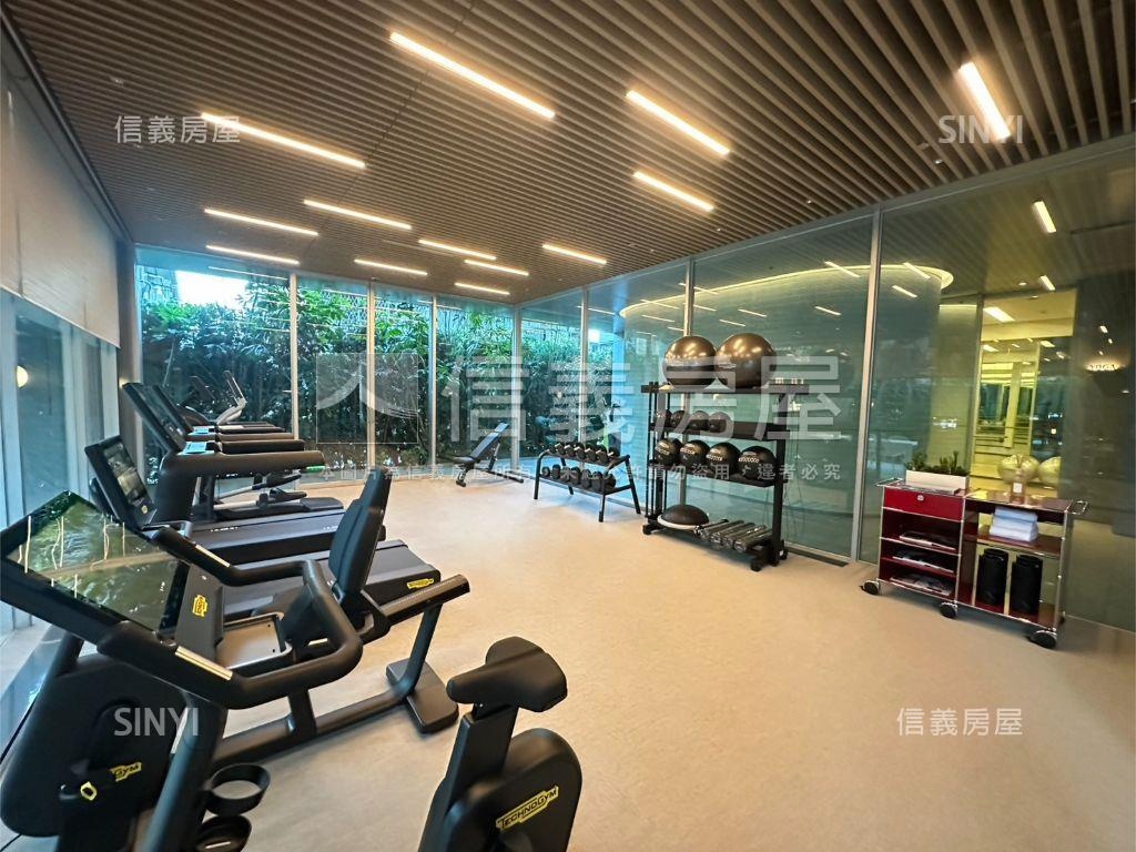 理仁柏舍信義獨賣１８Ｄ房屋室內格局與周邊環境