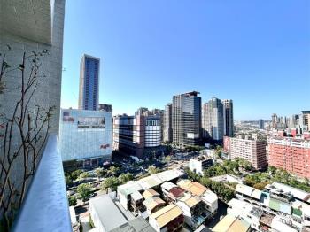 理仁柏舍信義獨賣１８Ｄ