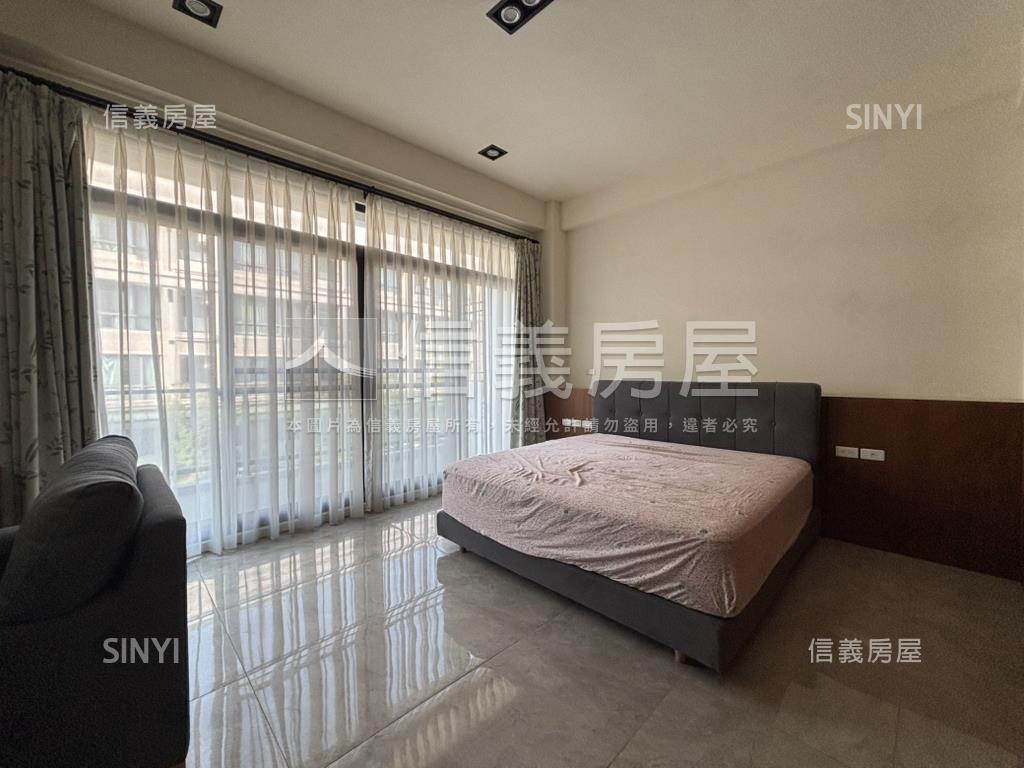 ＬＭ｜正路面寬輕奢別墅房屋室內格局與周邊環境