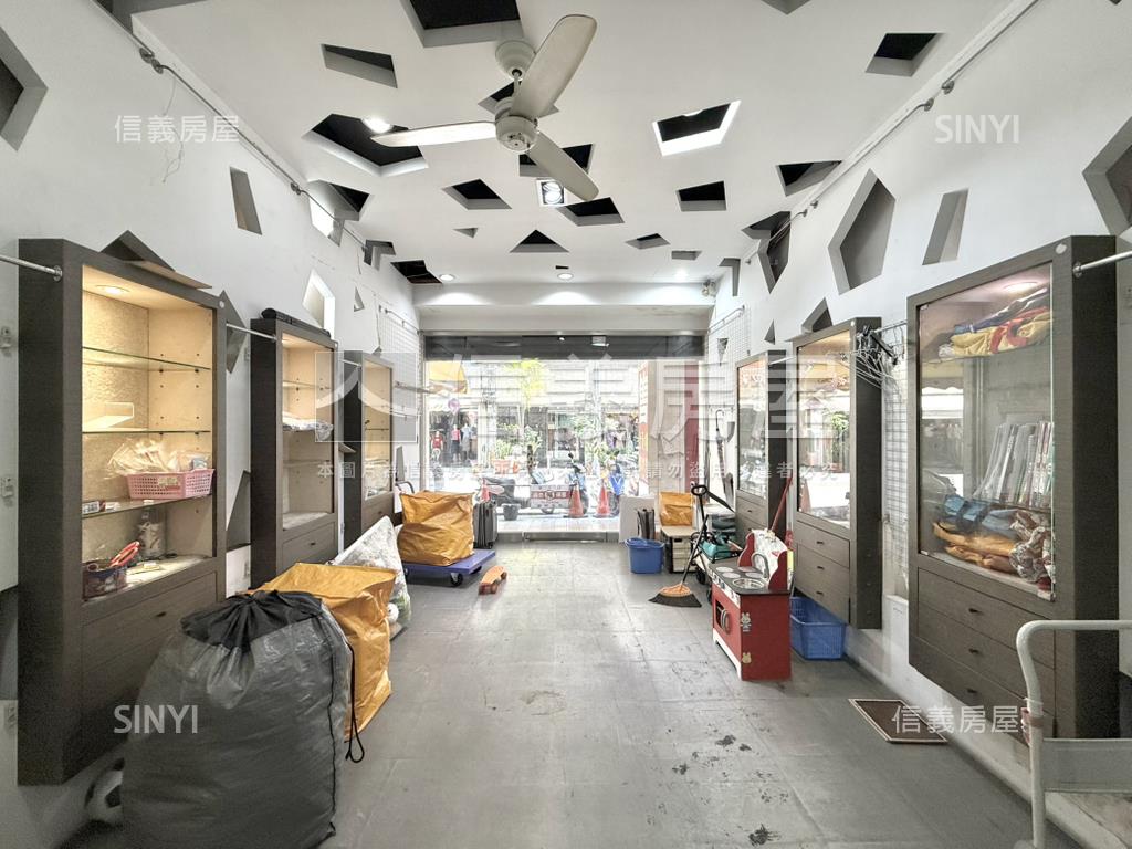 後驛正路好使用金透天１房屋室內格局與周邊環境