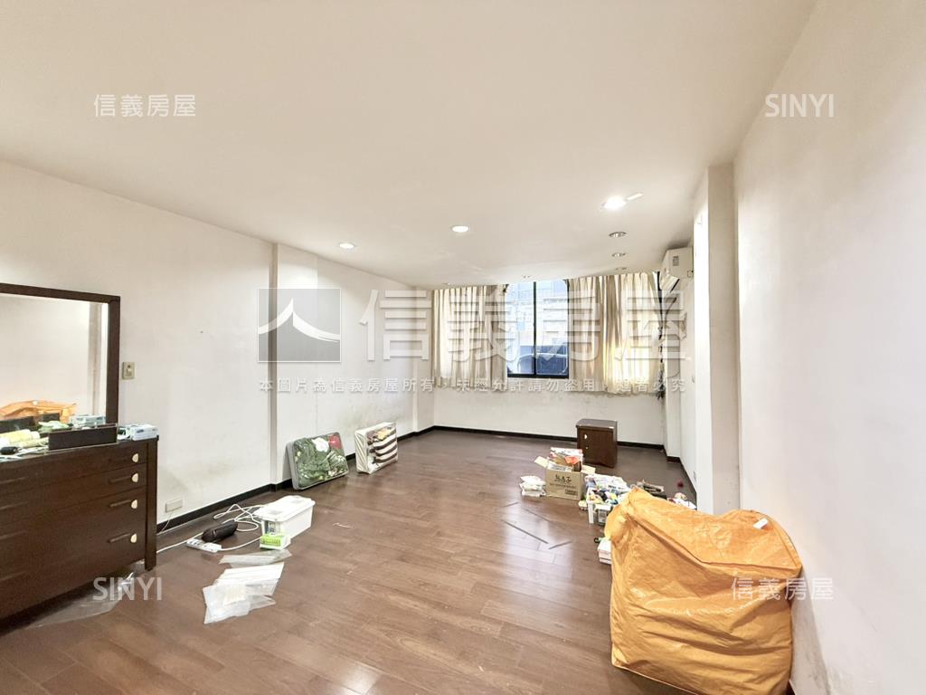 後驛正路好使用金透天１房屋室內格局與周邊環境