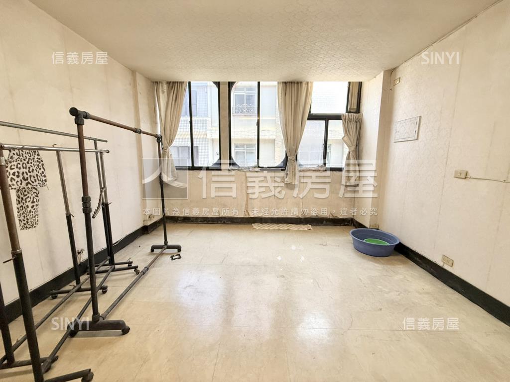後驛正路好使用金透天１房屋室內格局與周邊環境