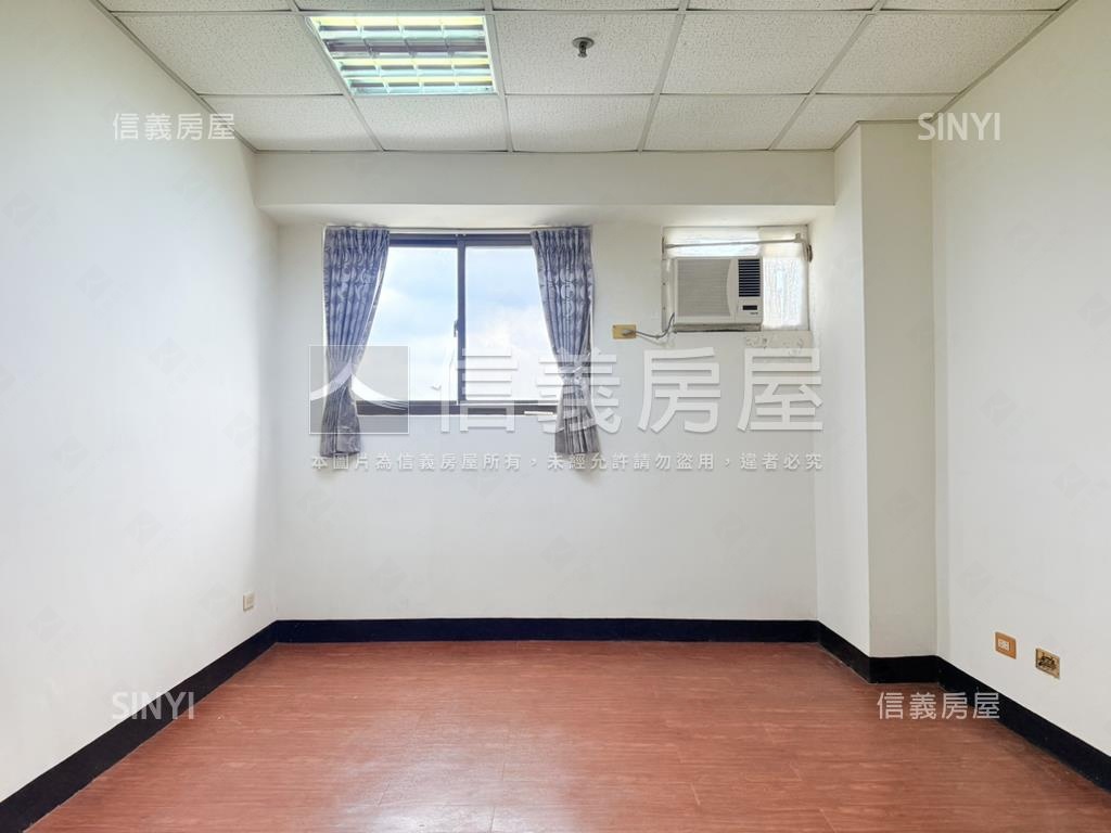 台北大學城‧高樓景觀三房房屋室內格局與周邊環境
