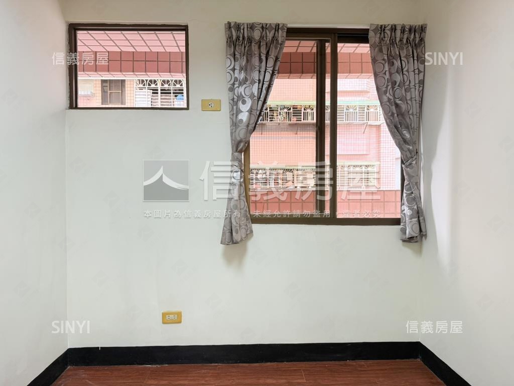 台北大學城‧高樓景觀三房房屋室內格局與周邊環境