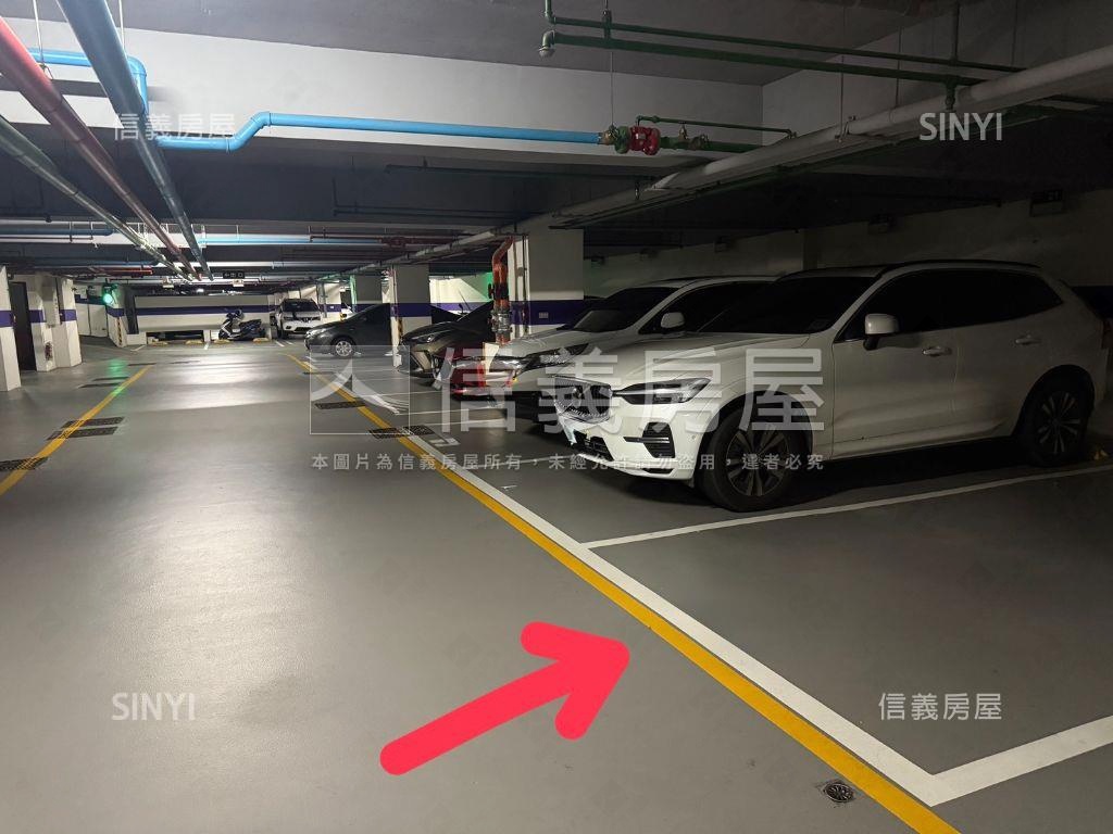 佳瑞盈＋２＋１房車位房屋室內格局與周邊環境