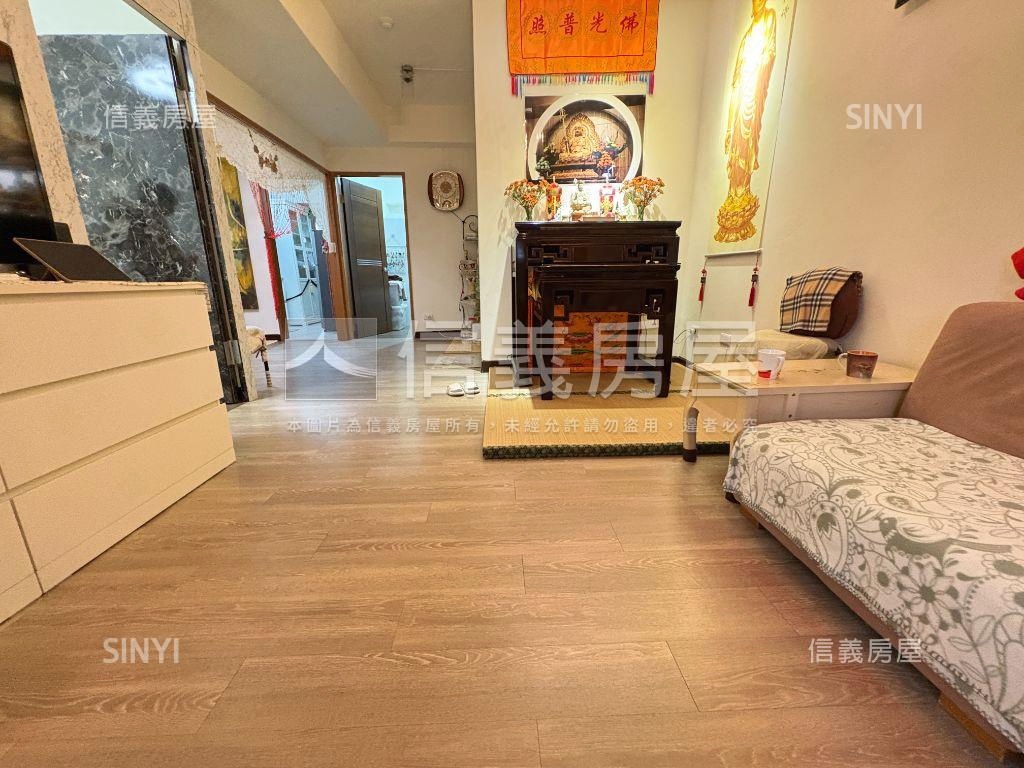 機能交通首選２房房屋室內格局與周邊環境