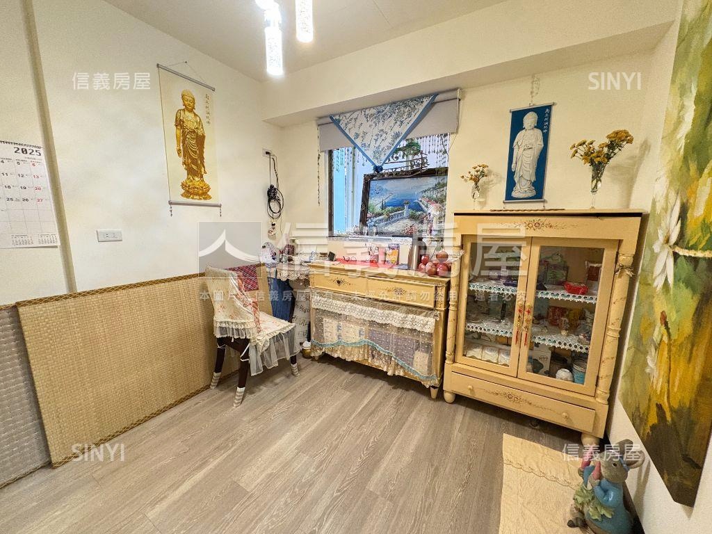 機能交通首選２房房屋室內格局與周邊環境