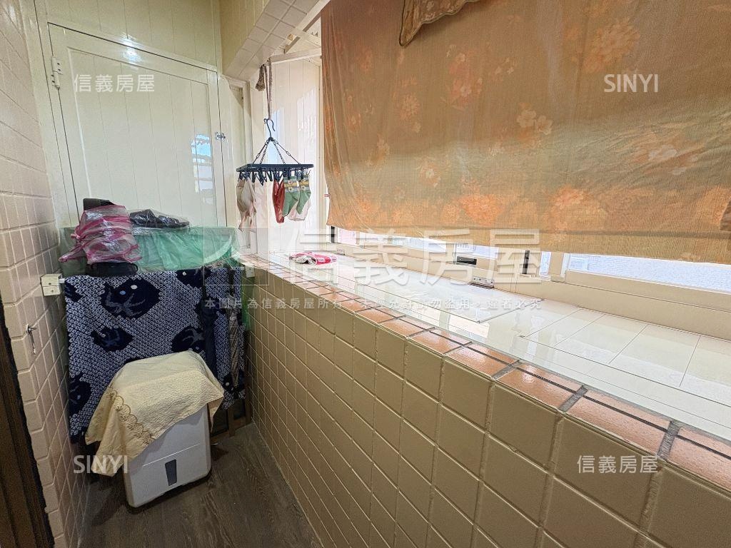 機能交通首選２房房屋室內格局與周邊環境