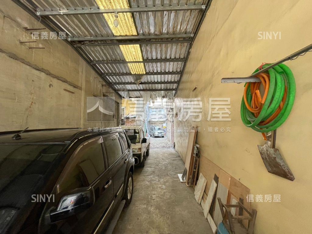 高雄前金段稀有土地房屋室內格局與周邊環境