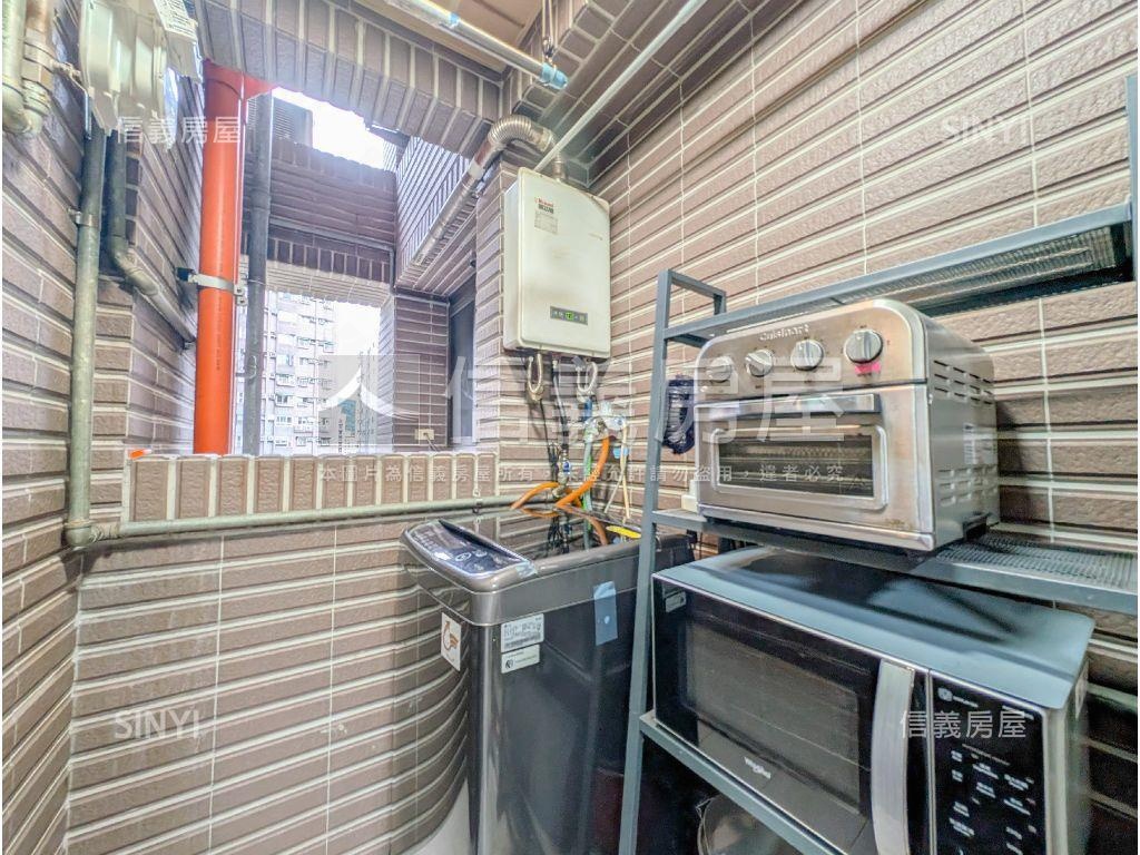 玖宜美學綠景電梯兩房房屋室內格局與周邊環境