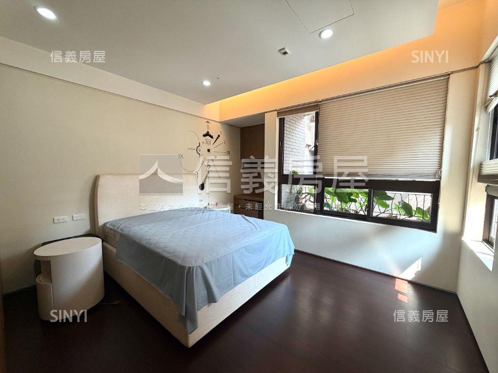 專任龍寶心臻邸５Ｂ房屋室內格局與周邊環境