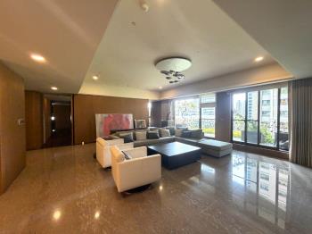 專任龍寶心臻邸５Ｂ