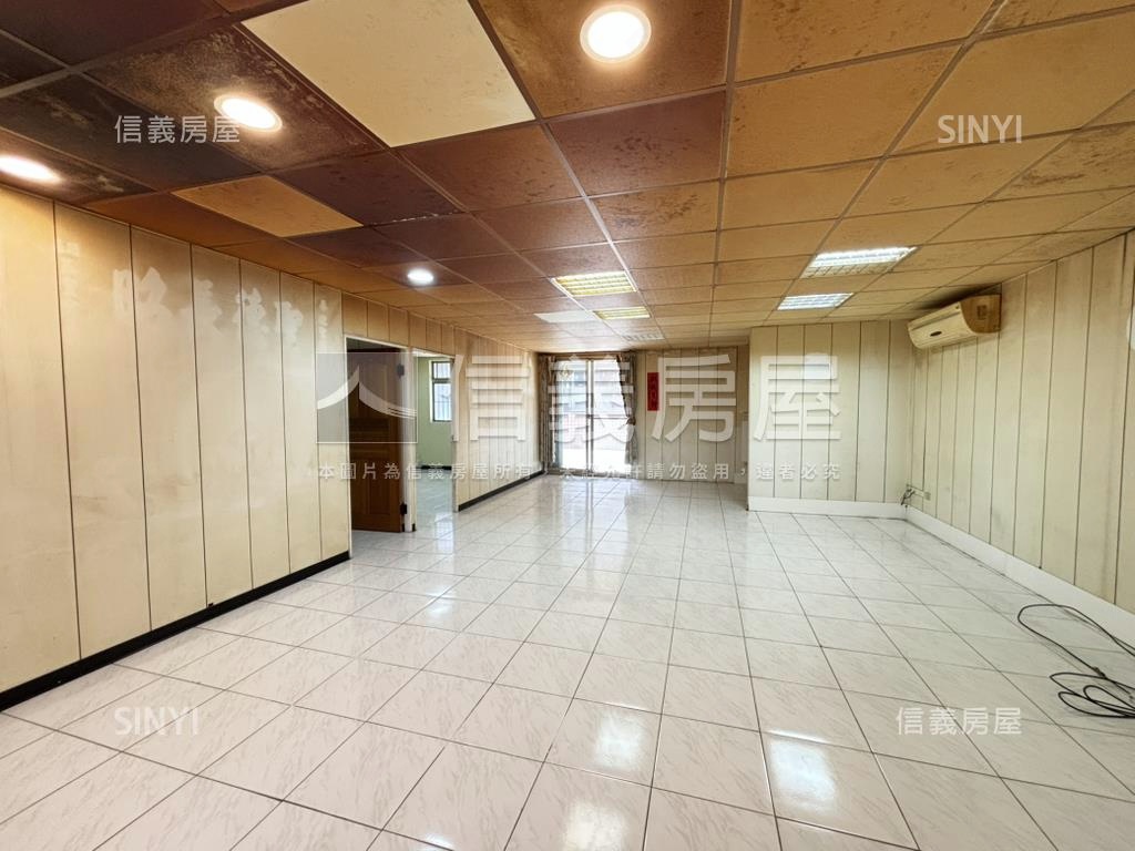 撲滿大露台稀有美屋房屋室內格局與周邊環境