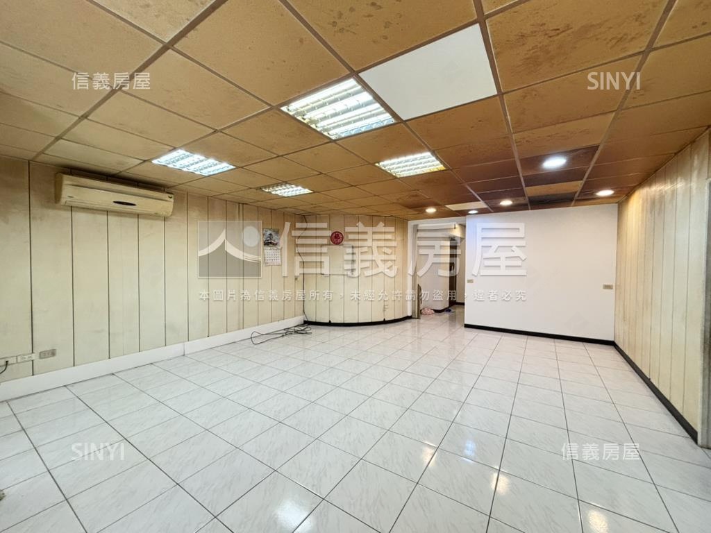 撲滿大露台稀有美屋房屋室內格局與周邊環境